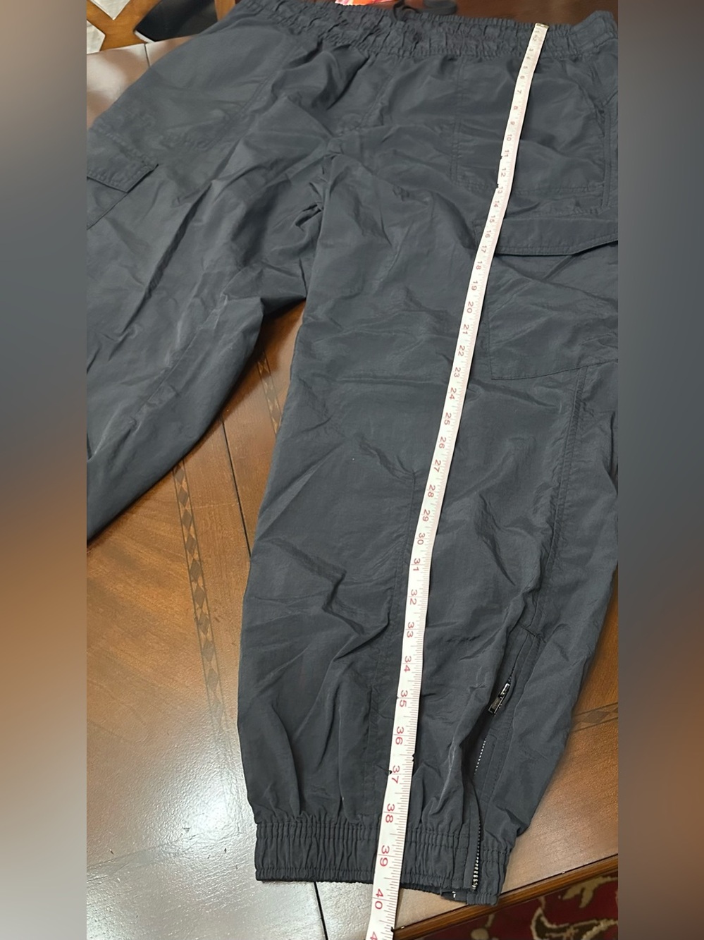 🤍Old Navy Black Cargo Track Joggers - Picture 9 of 12